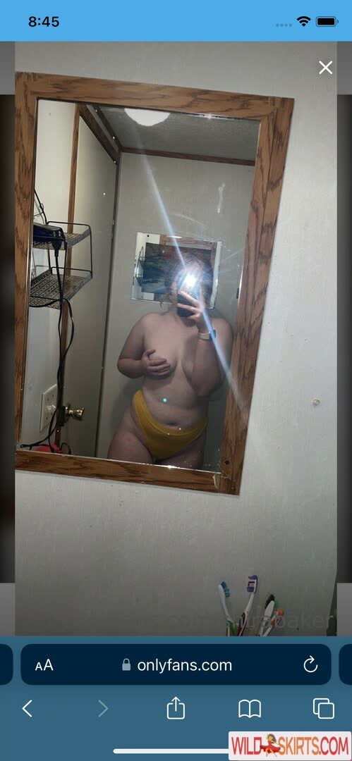 Shira Baker nude leaked photo #1