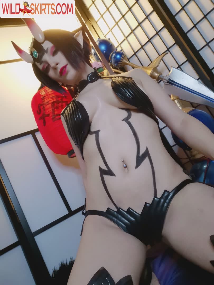 ShiroKitsune / ShiroKitsune / shiroktsne nude OnlyFans, Patreon, Instagram leaked photo #6