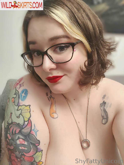 shyfattyunicorn / shyfattyunicorn / thefatunicornco nude OnlyFans, Instagram leaked photo #15