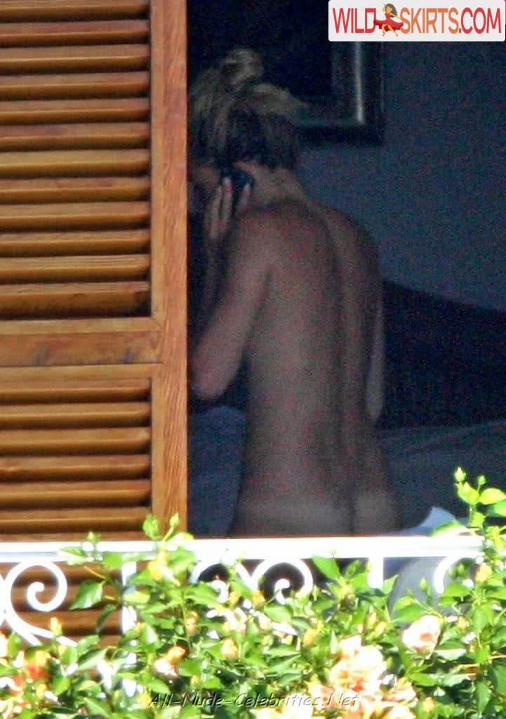 Sienna Miller / siennamillerfree / siennathing nude OnlyFans, Instagram leaked photo #5