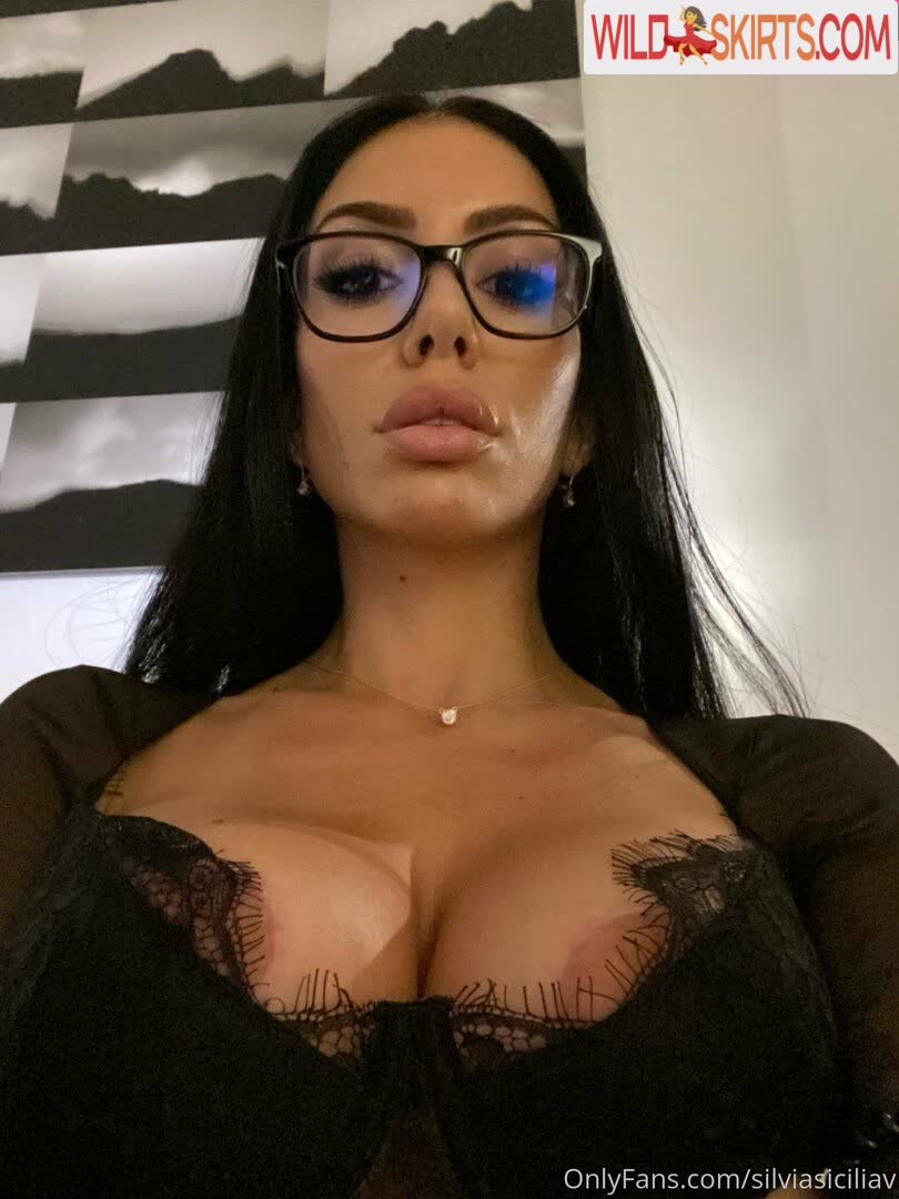 silviasiciliaxxx nude OnlyFans leaked photo #6