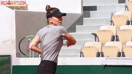 Simona Halep nude leaked photo #2