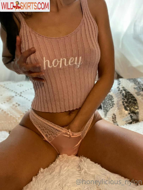 Simone Honey / honeylicious.nylons / honeylicious_xo / simone_honeylicious nude OnlyFans, Instagram leaked photo #24