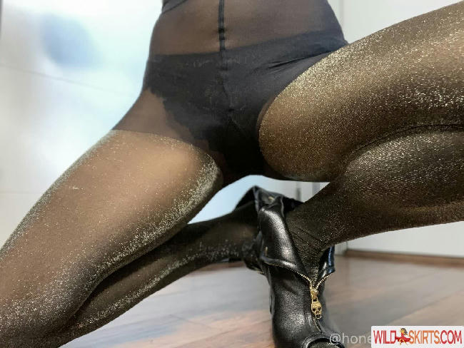 Simone Honey / honeylicious.nylons / honeylicious_xo / simone_honeylicious nude OnlyFans, Instagram leaked photo #47