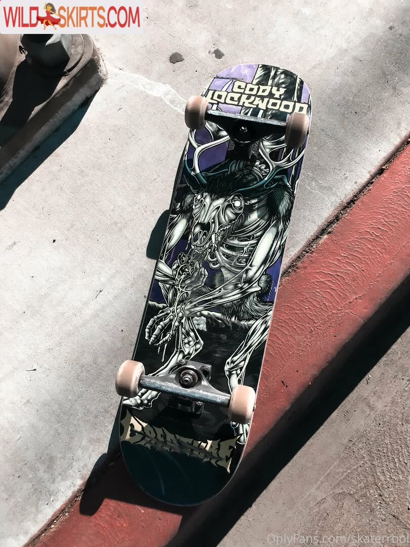 Skaterrboi nude leaked photo #61