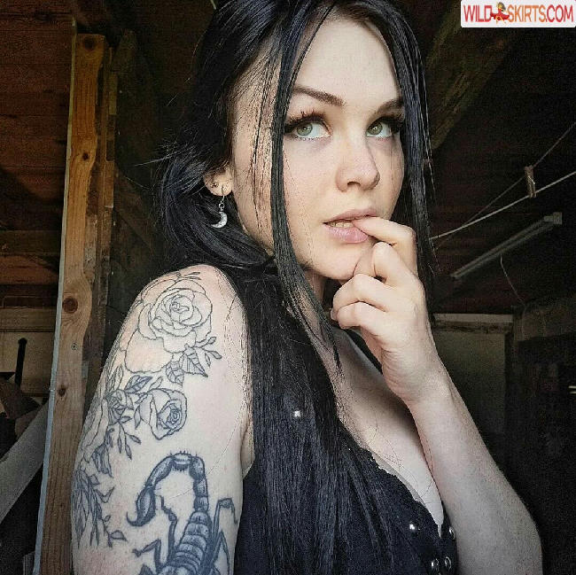 Small Town Sage / salvieandcinnamon / smalltownsage nude OnlyFans, Instagram leaked photo #3