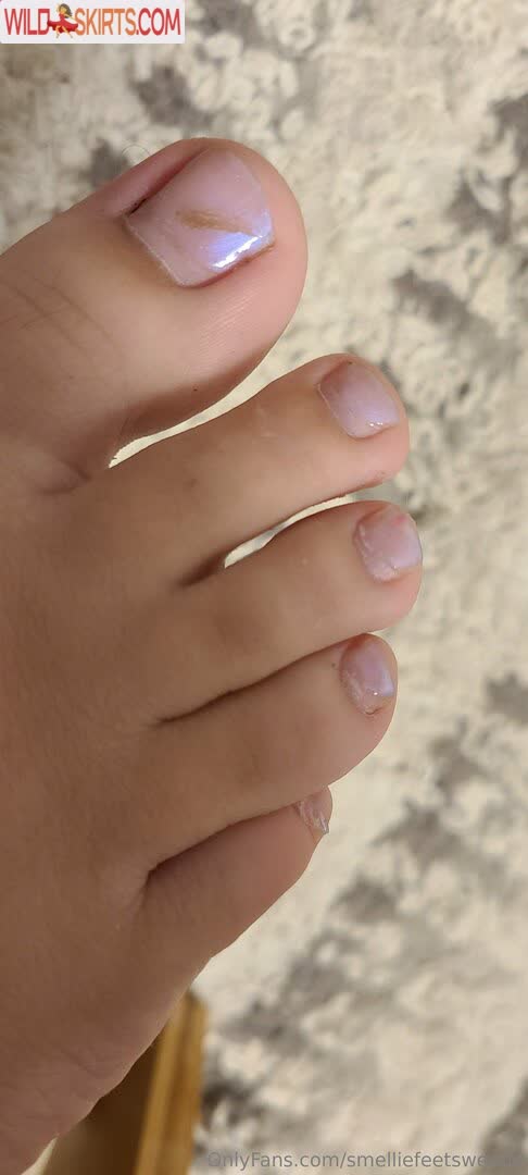 Smelliefeetsweetie nude leaked photo #130