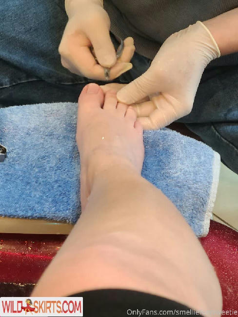 smelliefeetsweetie / ieatmypancakeswithaspoon / smelliefeetsweetie nude OnlyFans, Instagram leaked photo #5