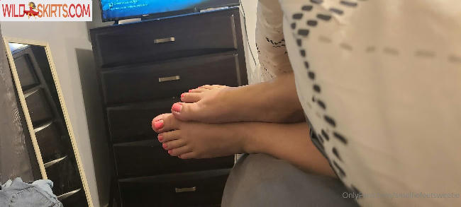 smelliefeetsweetie / ieatmypancakeswithaspoon / smelliefeetsweetie nude OnlyFans, Instagram leaked photo #43