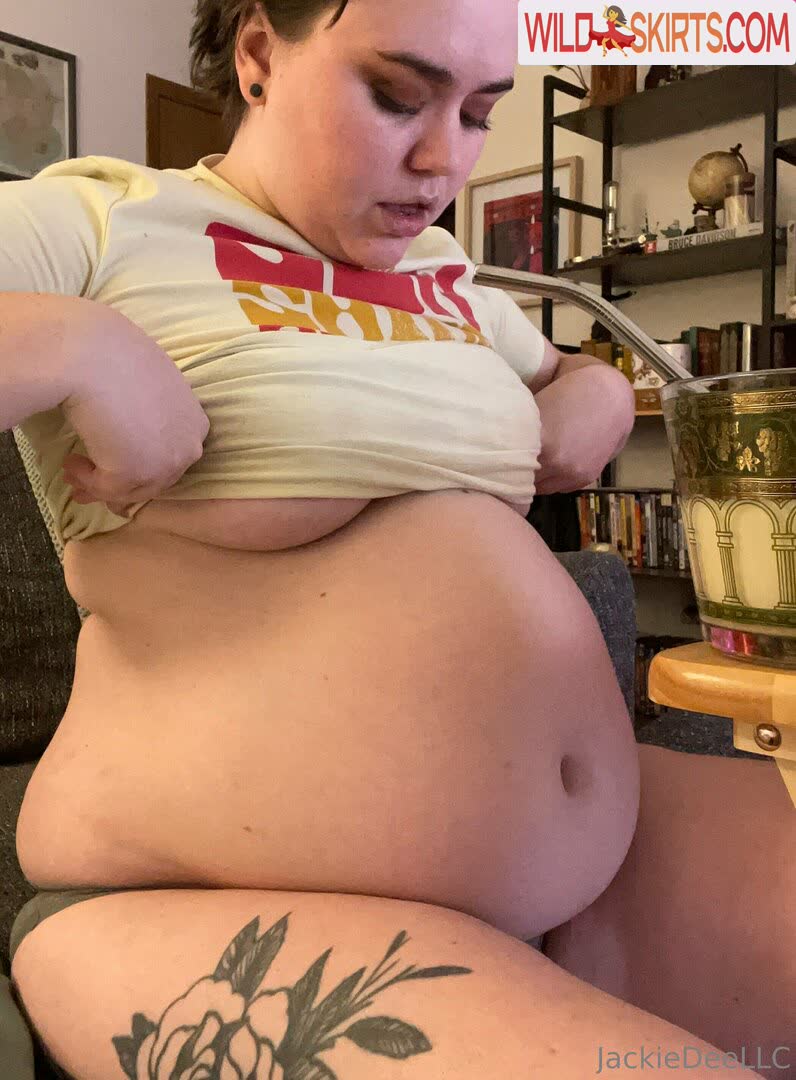 Snackupjackie nude leaked photo #81