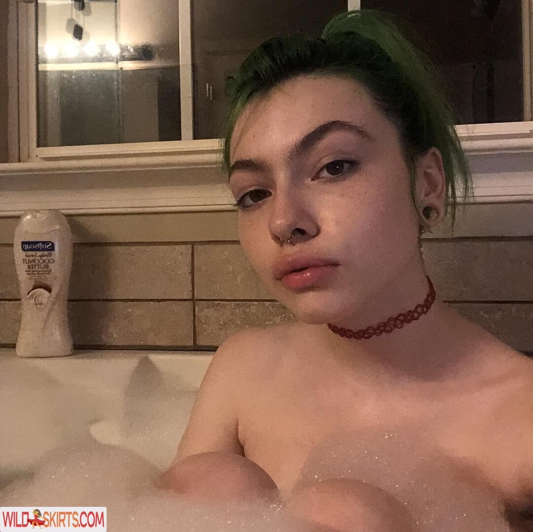 Snottea / Space_parks / snottea nude Instagram leaked photo #9