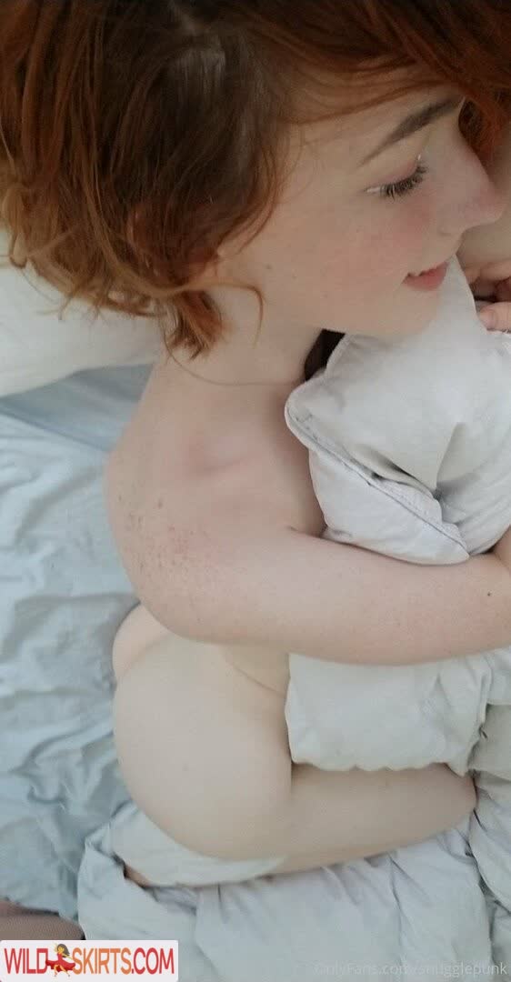 SnugglePunk nude leaked photo #82