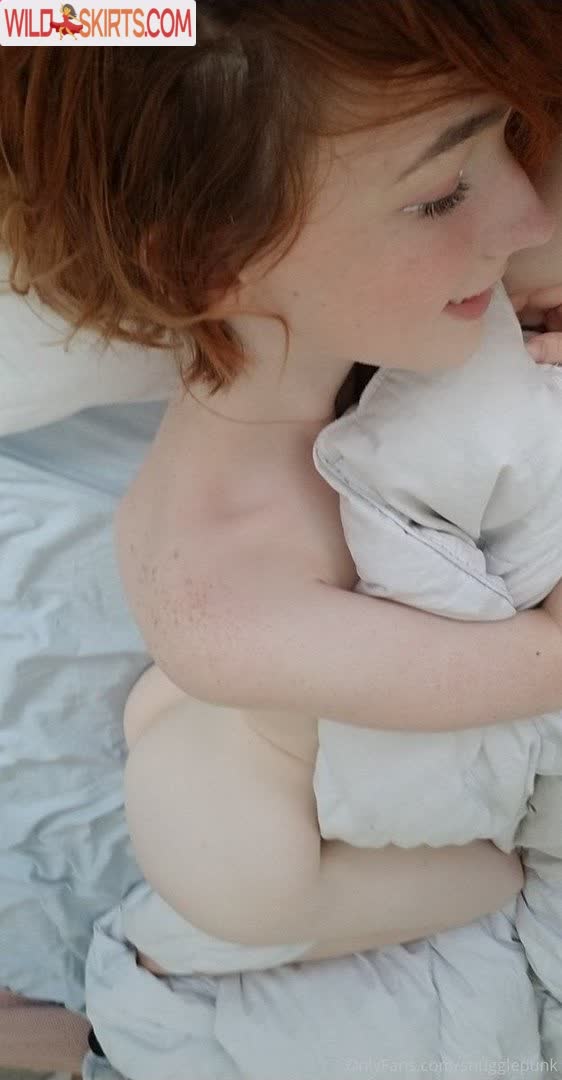 SnugglePunk nude leaked photo #75