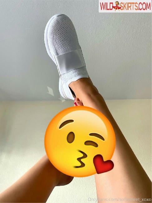 sofiasfeet_xoxo / sofiasfeet_xoxo / xoxo_effie nude OnlyFans, Instagram leaked photo #4