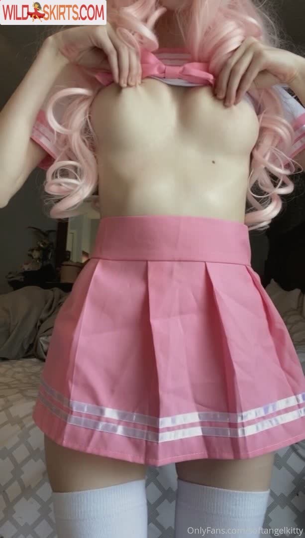 Softangelkitty nude leaked photo #17