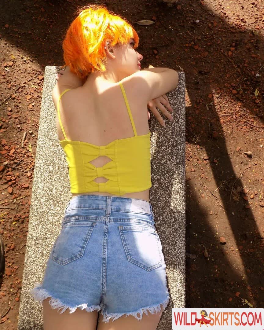 Sollchiss / SollchissCosplay / shirlss / weird_colored_hair nude OnlyFans, Instagram leaked photo #8