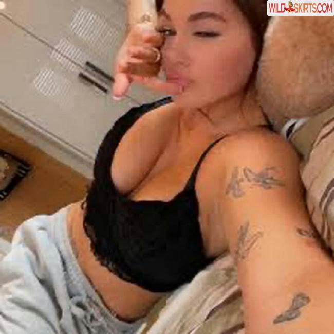 sophblanks / sophblanks / sophblankss nude OnlyFans, Instagram leaked photo #1