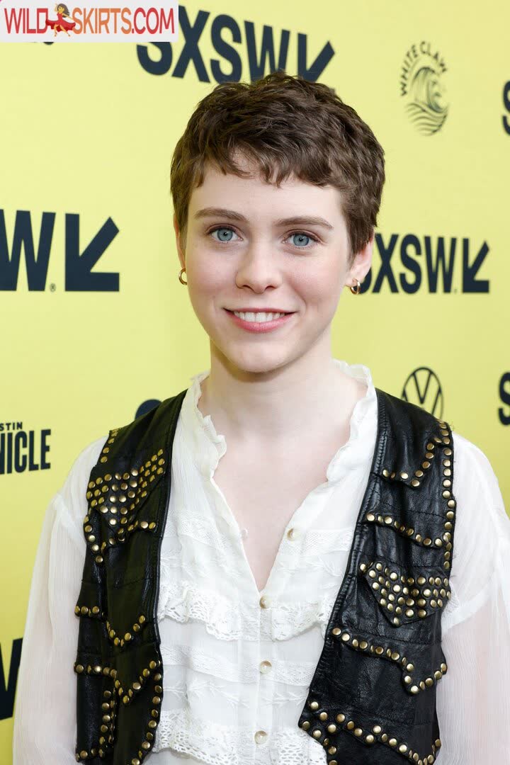 Sophia Lillis nude leaked photo #5