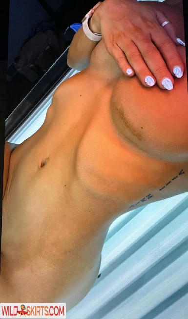 Sophie Swaney / sophieswaney_outdoors nude Instagram leaked photo #118