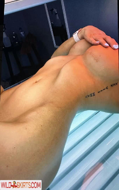 Sophie Swaney / sophieswaney_outdoors nude Instagram leaked photo #130