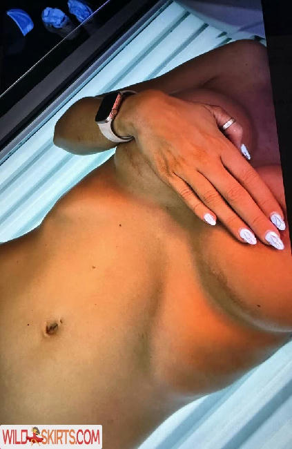 Sophie Swaney / sophieswaney_outdoors nude Instagram leaked photo #131