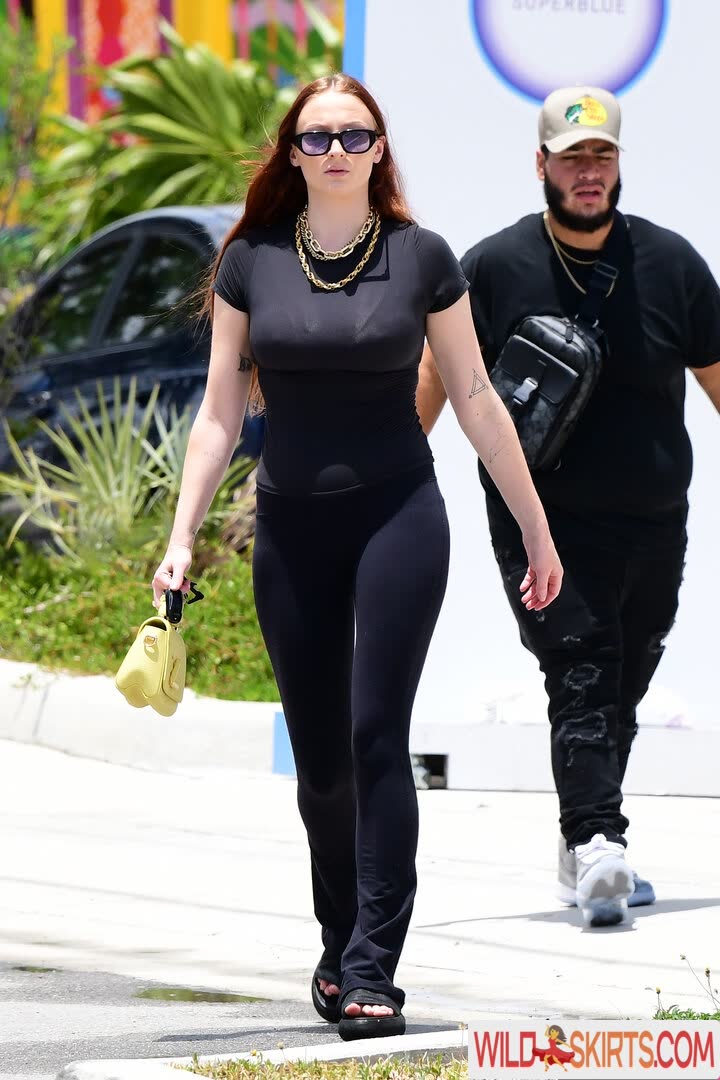 Sophie Turner / Derek Deso Wife / sexysophieturner / sophiet nude OnlyFans, Instagram leaked photo #16