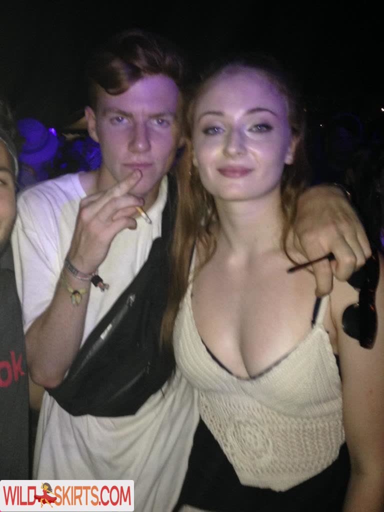 Sophie Turner / Derek Deso Wife / sexysophieturner / sophiet nude OnlyFans, Instagram leaked photo #19