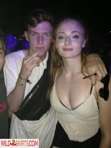 Sophie Turner / Derek Deso Wife / sexysophieturner / sophiet nude OnlyFans, Instagram leaked photo #25