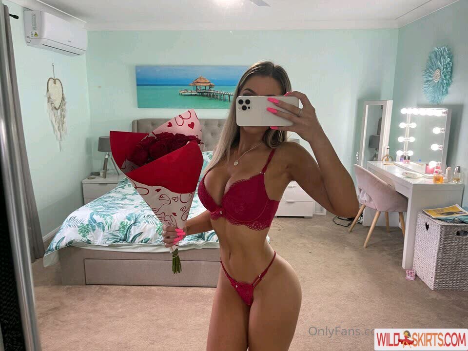 sophlouisaa / Sophie Burness / sophburness / sophlouisaa nude OnlyFans, Instagram leaked photo