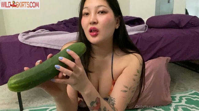 spicyasiankitty2 / spicyasiankitty2 / spicyasiankittyxo nude OnlyFans, Instagram leaked photo #46