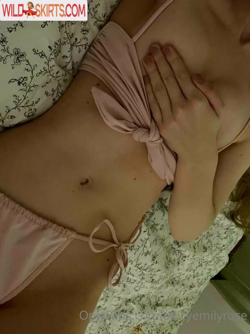 Spicyemilyrose nude leaked photo #12