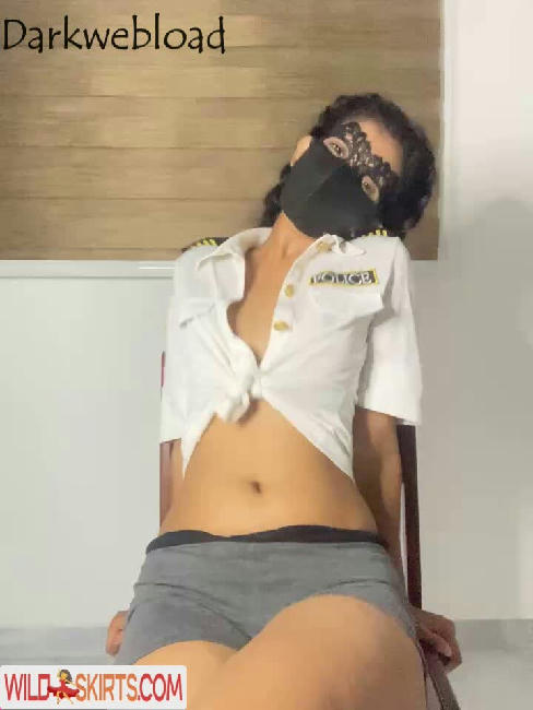 Sri Lanka / Sri Lankan Girls / hashini.guruge / poojaniperera nude OnlyFans, Instagram leaked photo #47