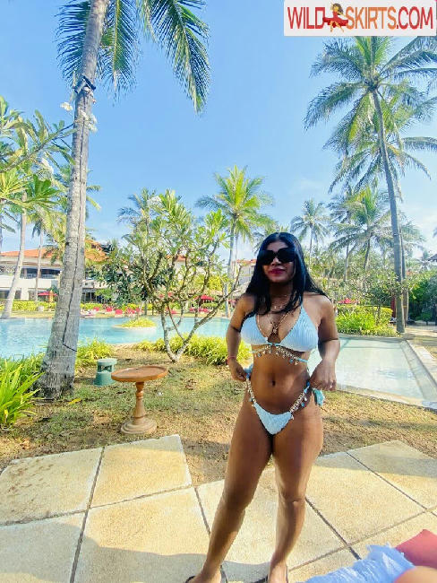 Sri Lanka / Sri Lankan Girls / hashini.guruge / poojaniperera nude OnlyFans, Instagram leaked photo #100