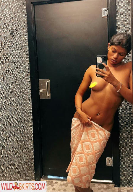 Sri Lanka / Sri Lankan Girls / hashini.guruge / poojaniperera nude OnlyFans, Instagram leaked photo #95