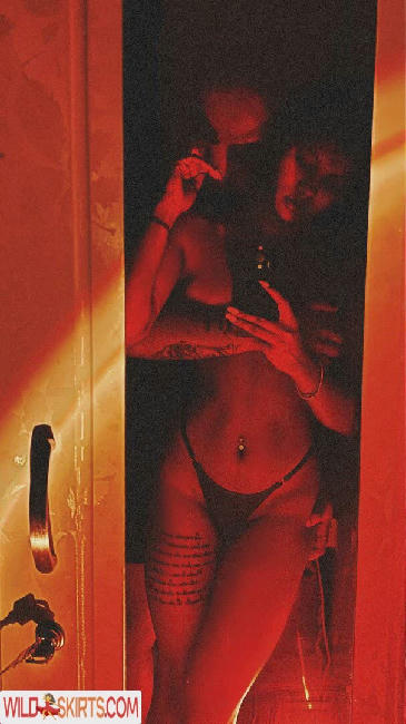 Sri Lanka / Sri Lankan Girls / hashini.guruge / poojaniperera nude OnlyFans, Instagram leaked photo #97