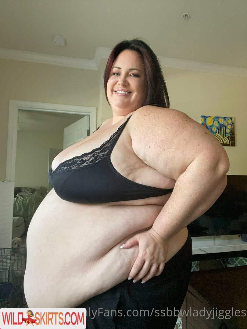 Ssbbwladyjiggles nude leaked photo #159