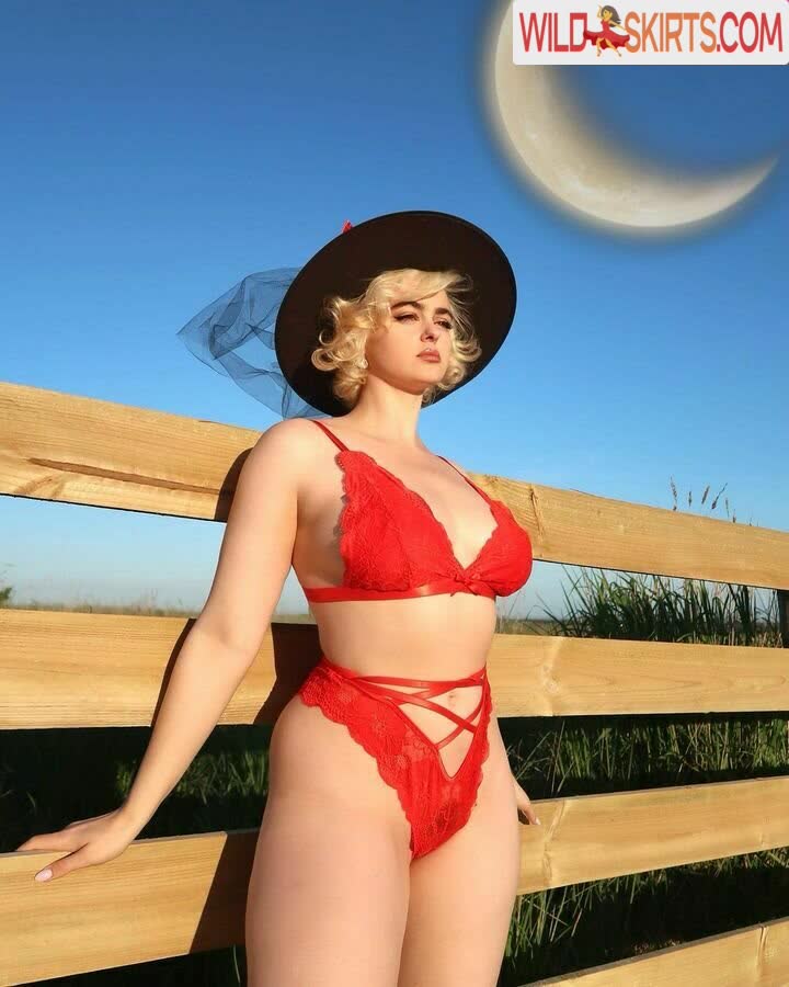 Stefania Ferrario / stefania_model / stefaniaferrario nude OnlyFans, Patreon, Instagram leaked photo #3