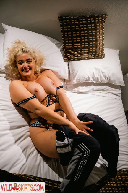 Stefania Ferrario / stefania_model / stefaniaferrario nude OnlyFans, Instagram leaked photo #2225