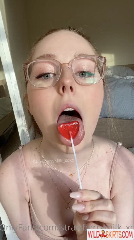 StrawberryMilk_xoxo / StrawbMilk_xoxo / strawberrymilk__xoxo / strawberrymilk_xoxo nude OnlyFans, Instagram leaked photo #14