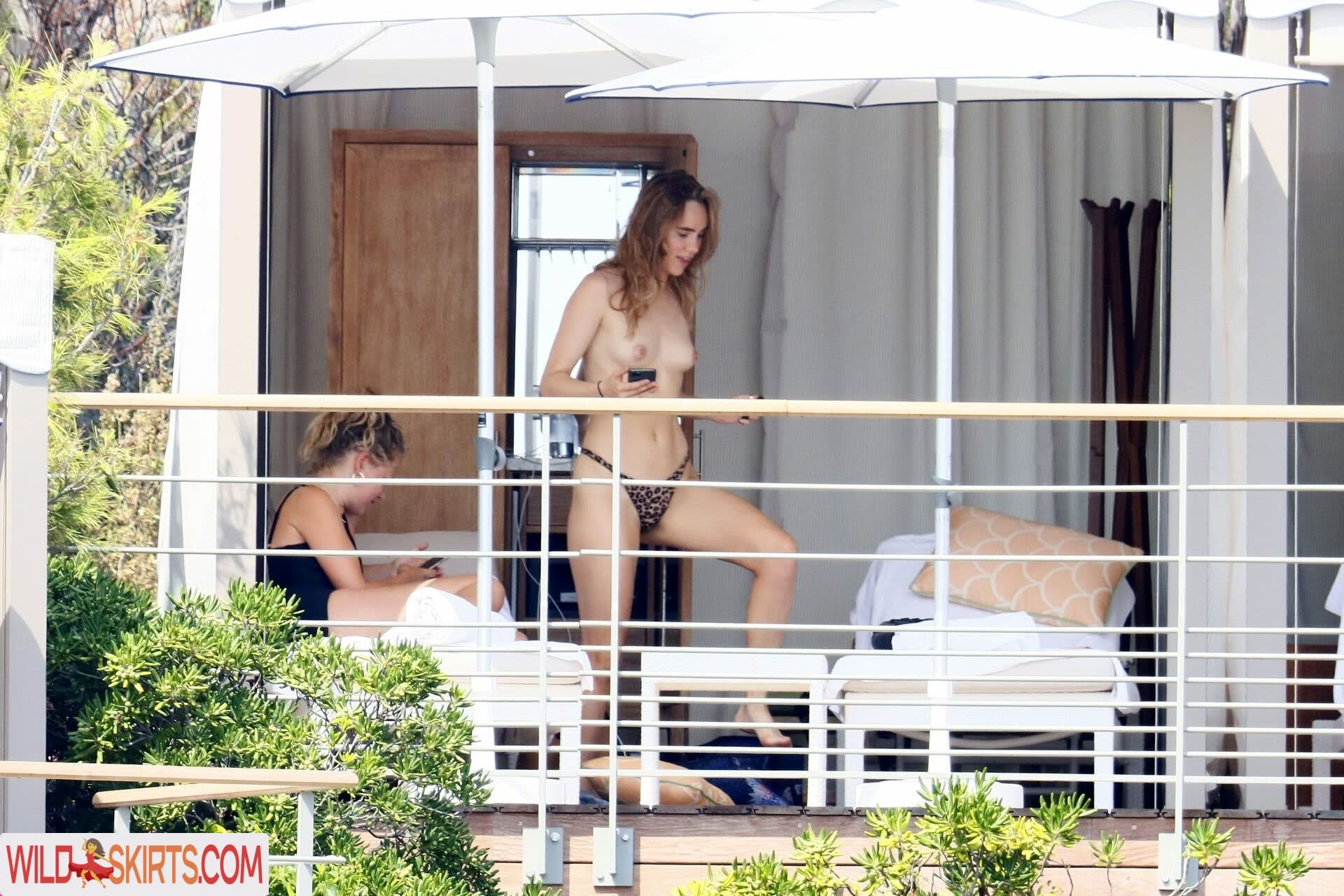 Suki Waterhouse nude leaked photo #112