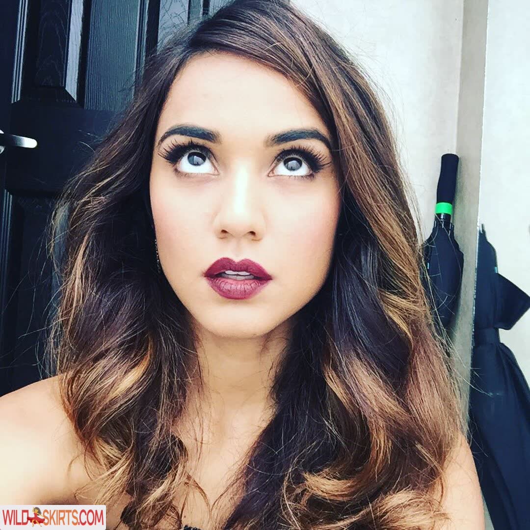 Summer Bishil nude leaked photo #47