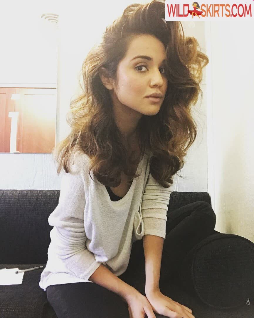 Summer Bishil nude leaked photo #46