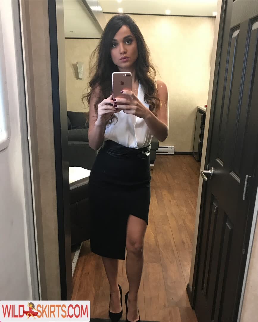 Summer Bishil / SummerBishil1 / summerybishil nude Instagram leaked photo #5