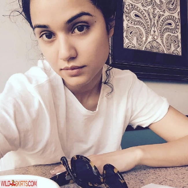 Summer Bishil / SummerBishil1 / summerybishil nude Instagram leaked photo #6