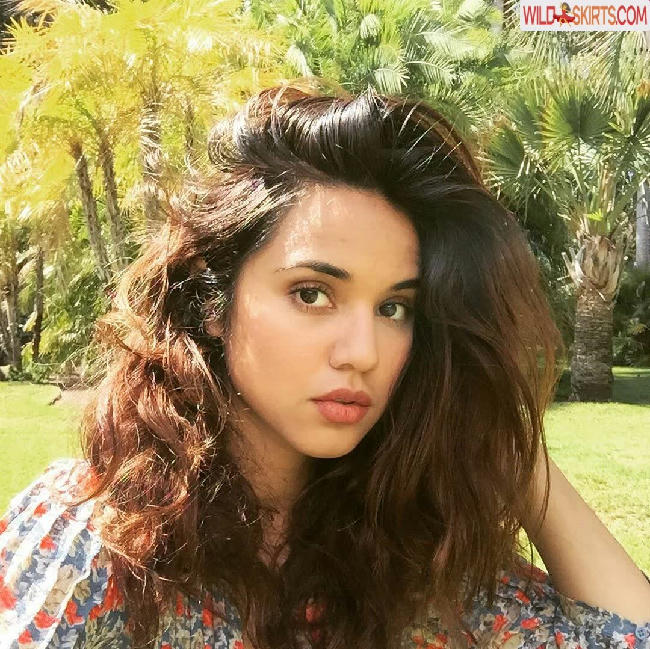 Summer Bishil / SummerBishil1 / summerybishil nude Instagram leaked photo #12