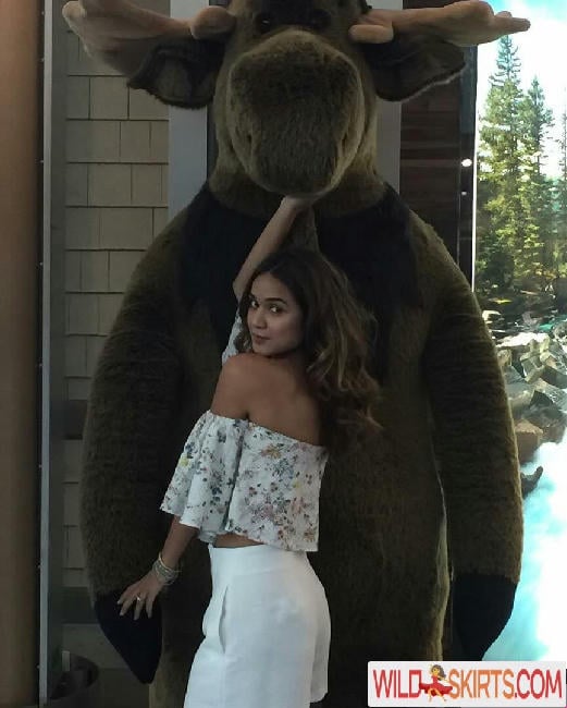 Summer Bishil / SummerBishil1 / summerybishil nude Instagram leaked photo #21