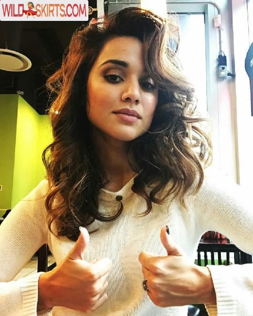 Summer Bishil / SummerBishil1 / summerybishil nude Instagram leaked photo #67