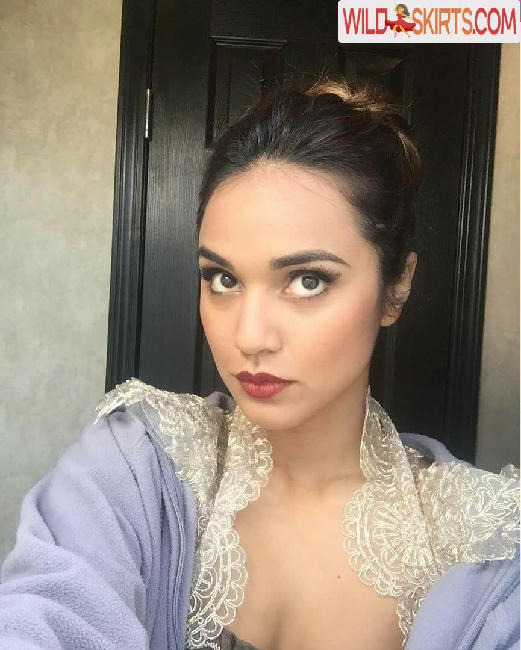 Summer Bishil / SummerBishil1 / summerybishil nude Instagram leaked photo #72