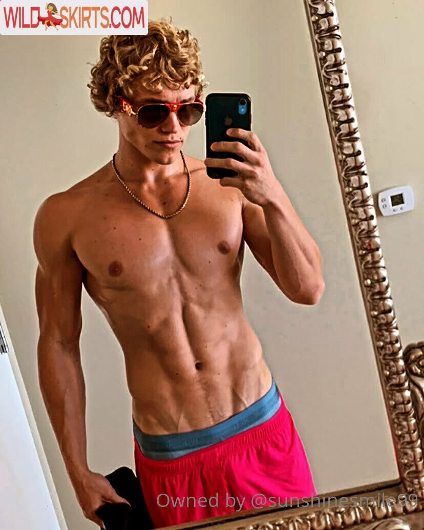 sunshynefree / cute_hunks / sunshynefree nude OnlyFans, Instagram leaked photo #2