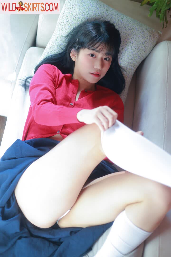 Super_yuisan nude leaked photo #21